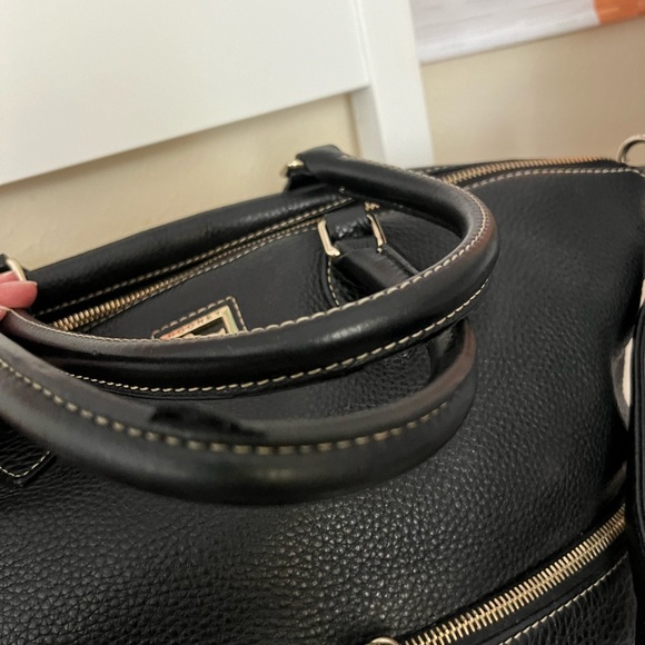 Dooney & Bourke Classic Large Zippered Pockets Satchel Black,Matching Coin Purse - Picture 2 of 9